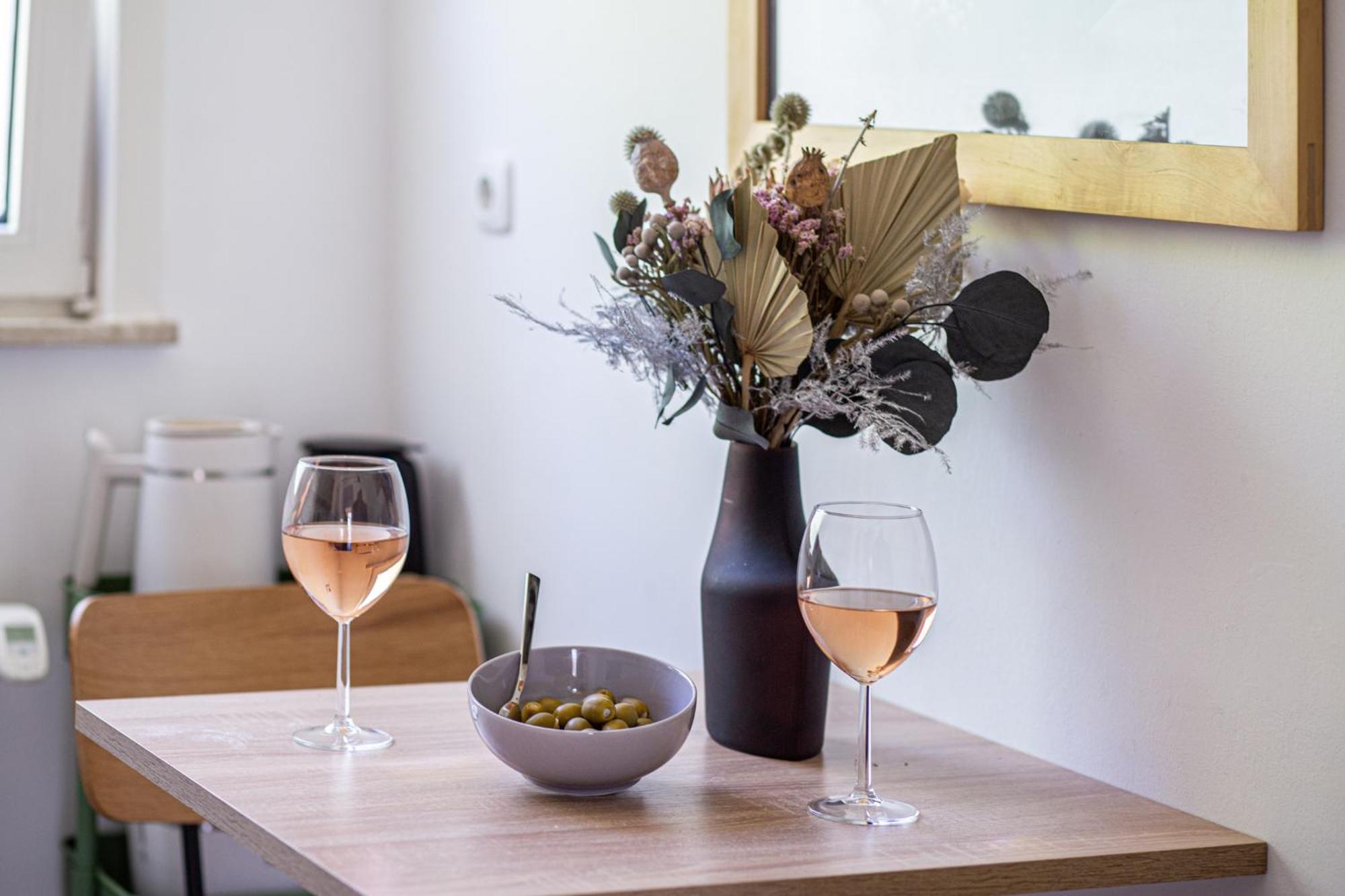 ארנסבורג Have-A-Nice-Stay - Nahe Der U-Bahn Nach Hamburg - Natur 1 Minute Entfernt - Baecker & Restaurants 500M - Lidl 800M - Zentrum 1,5Km מראה חיצוני תמונה