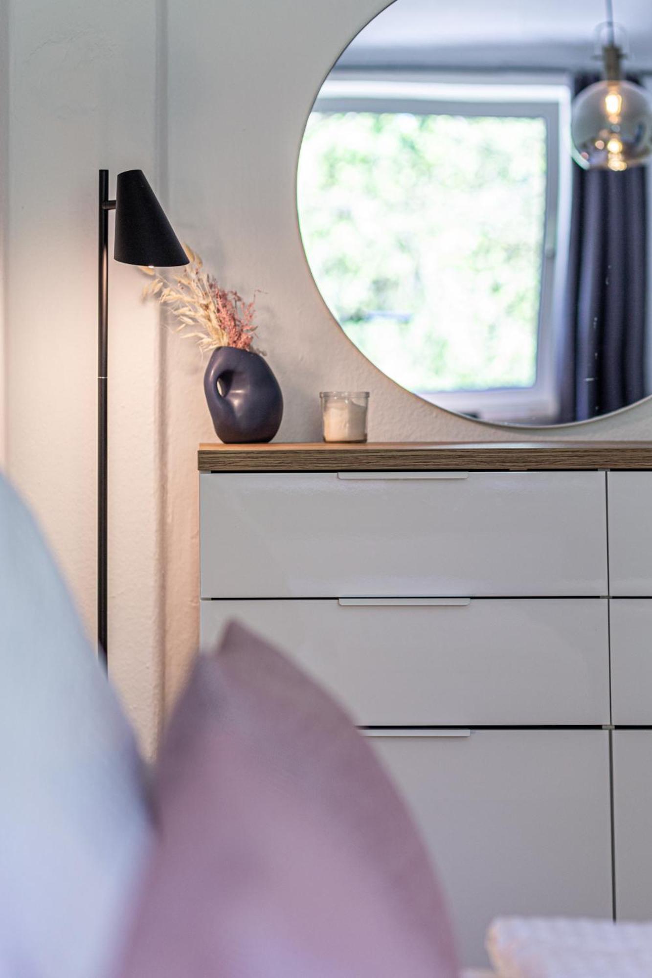 ארנסבורג Have-A-Nice-Stay - Nahe Der U-Bahn Nach Hamburg - Natur 1 Minute Entfernt - Baecker & Restaurants 500M - Lidl 800M - Zentrum 1,5Km מראה חיצוני תמונה